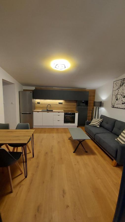 Apartman Cassovia Holcikovce Екстер'єр фото